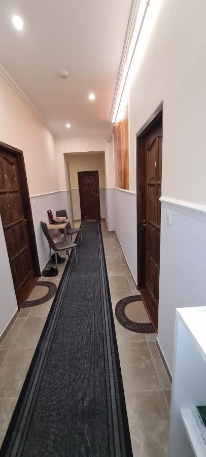 Rozsa Apartmanhaz Szeged Exterior photo