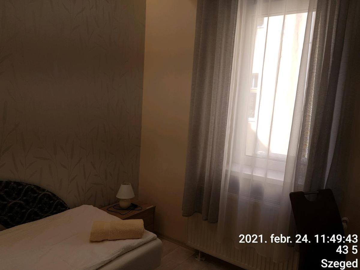 Rozsa Apartmanhaz Szeged Exterior photo